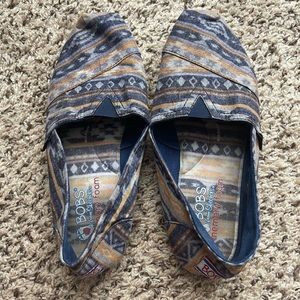 Bobs by sketchers memory foam size 9!